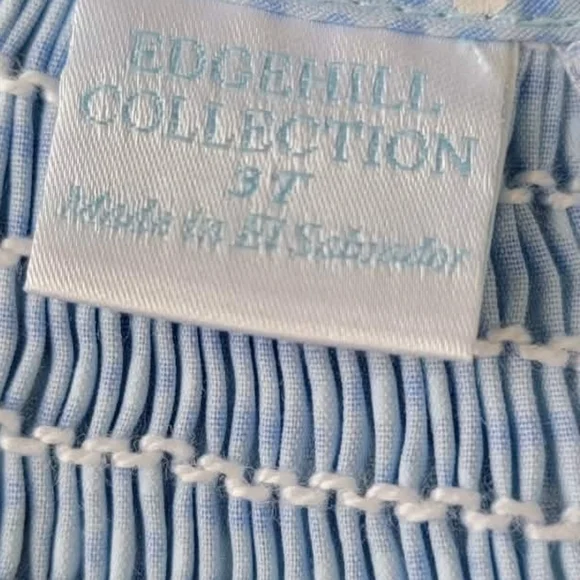 Edgehill dress.  Blue With Embroidered Crabs. Size 3T - Picture 3 of 4